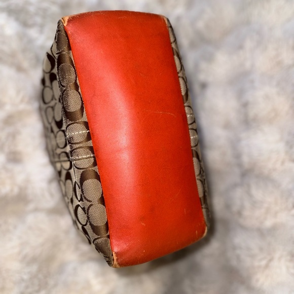 Coach Tan and Orange Signature Tote REHAB - Picture 9 of 12